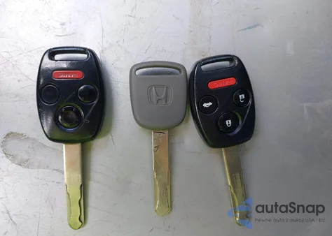 2005 Honda Accord 2.4 Ex z USA, uszkodzony, nr VIN 1HGCM56795A086155